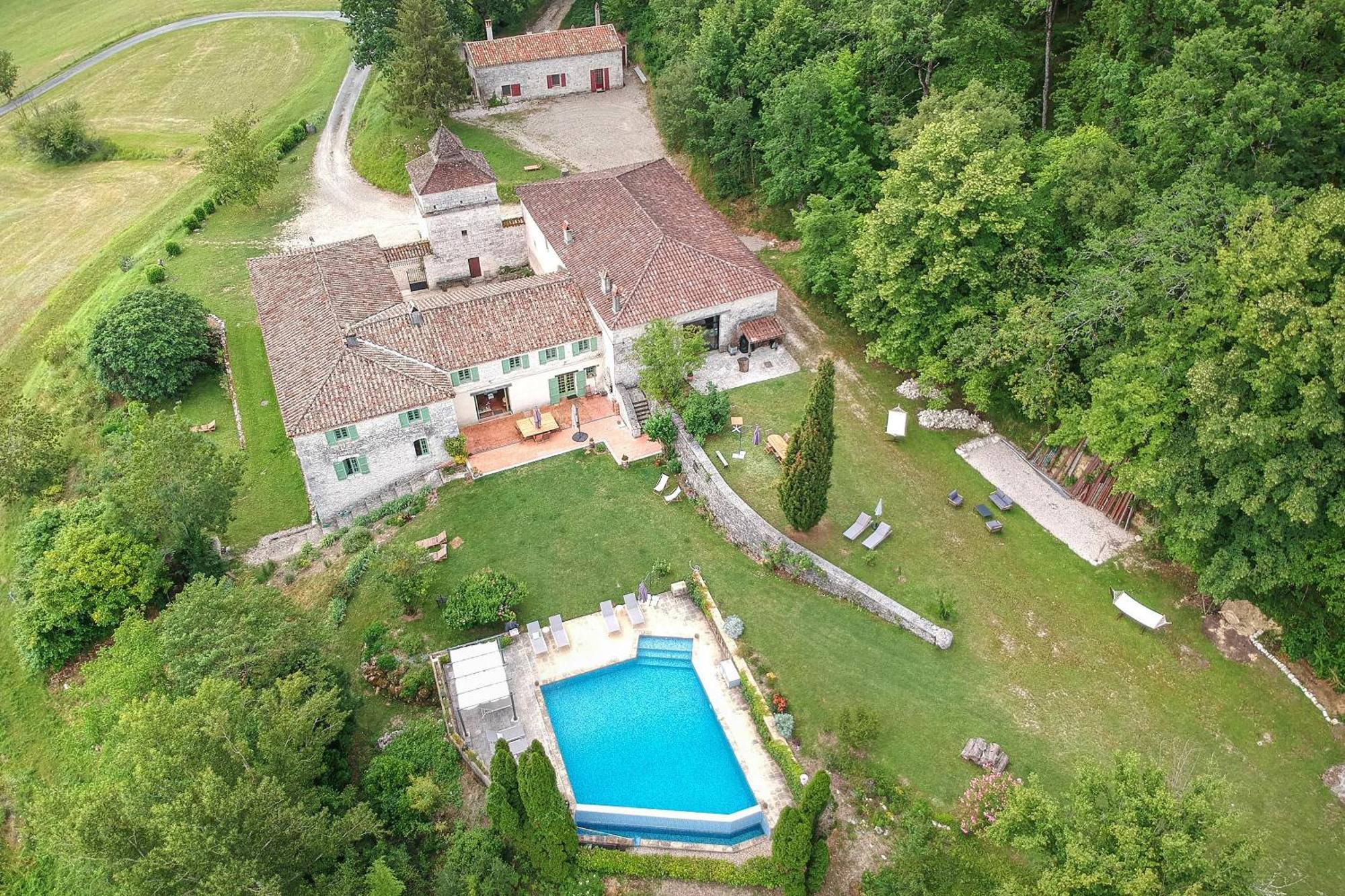 Manoir Le Moulinal47 - Vue Panoramique Hotel Courbiac Exterior photo