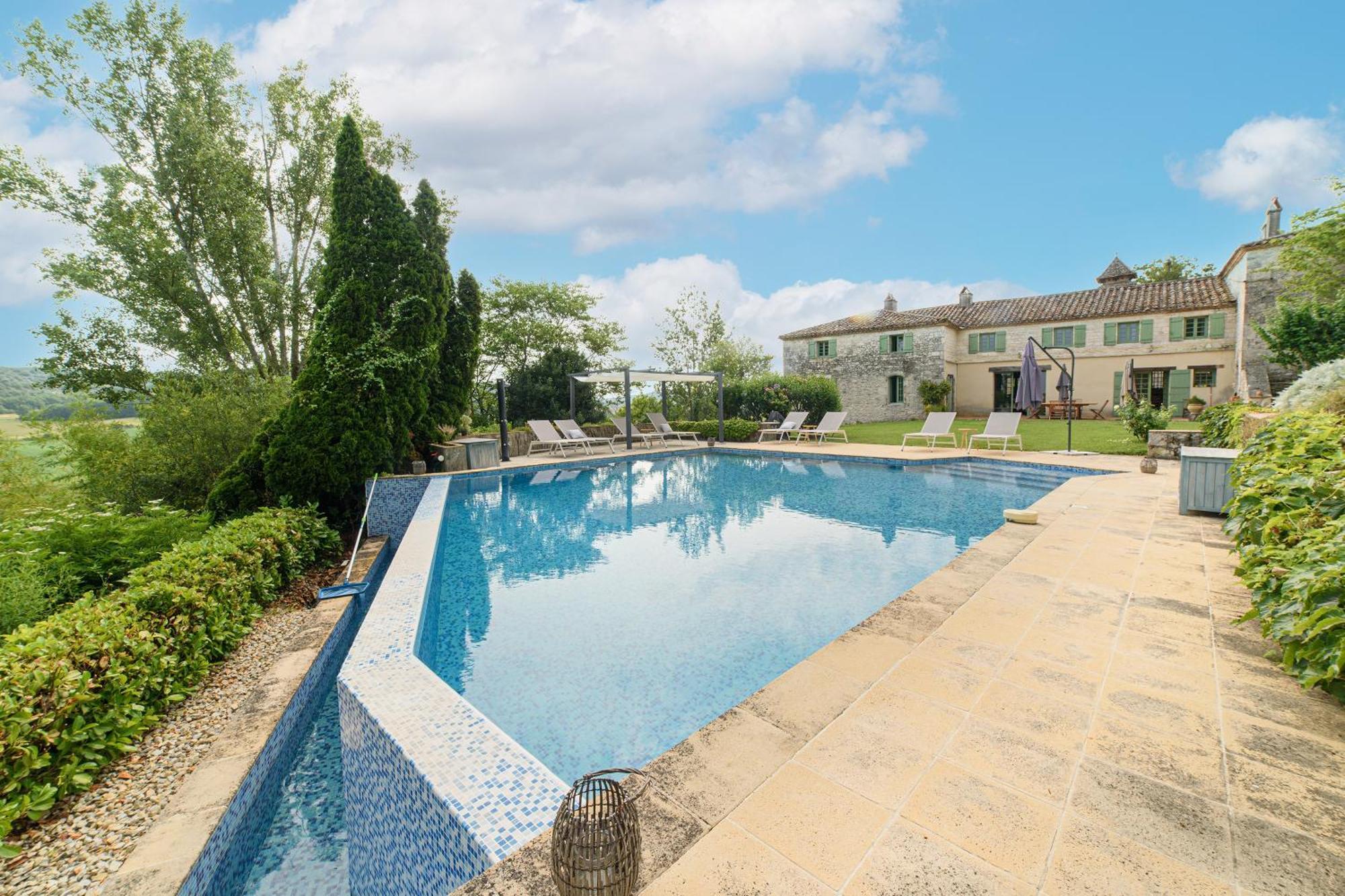 Manoir Le Moulinal47 - Vue Panoramique Hotel Courbiac Exterior photo